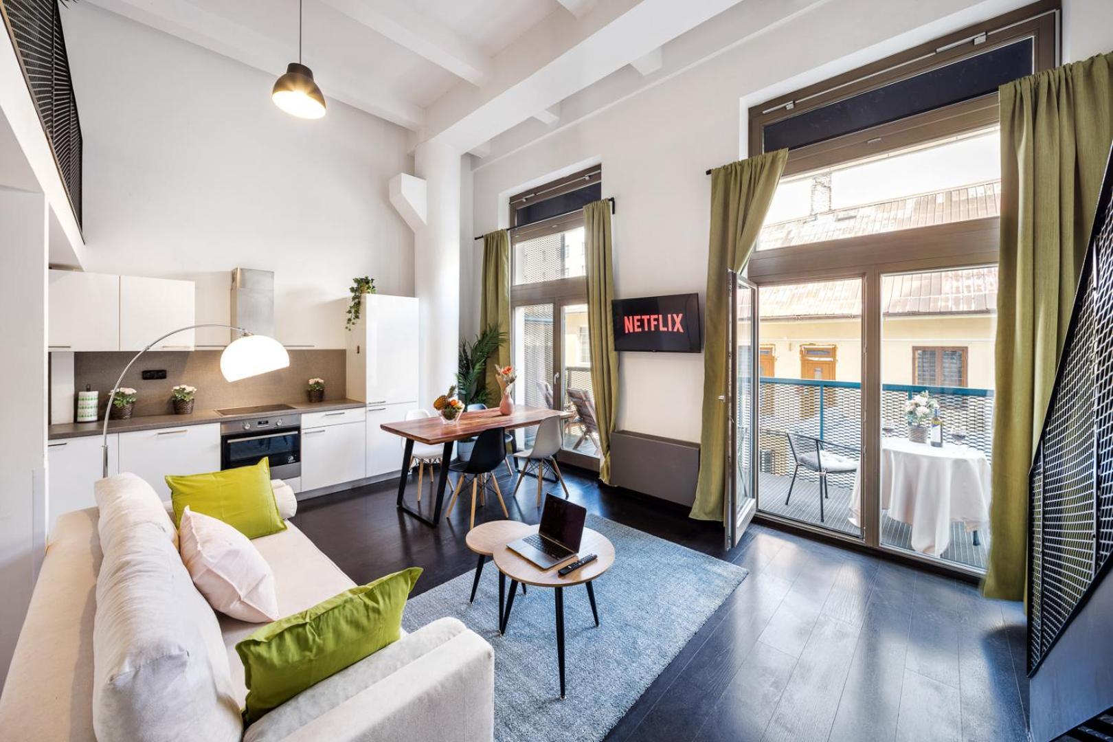 Appartamento 2-level On Krizikova Near The Metro *